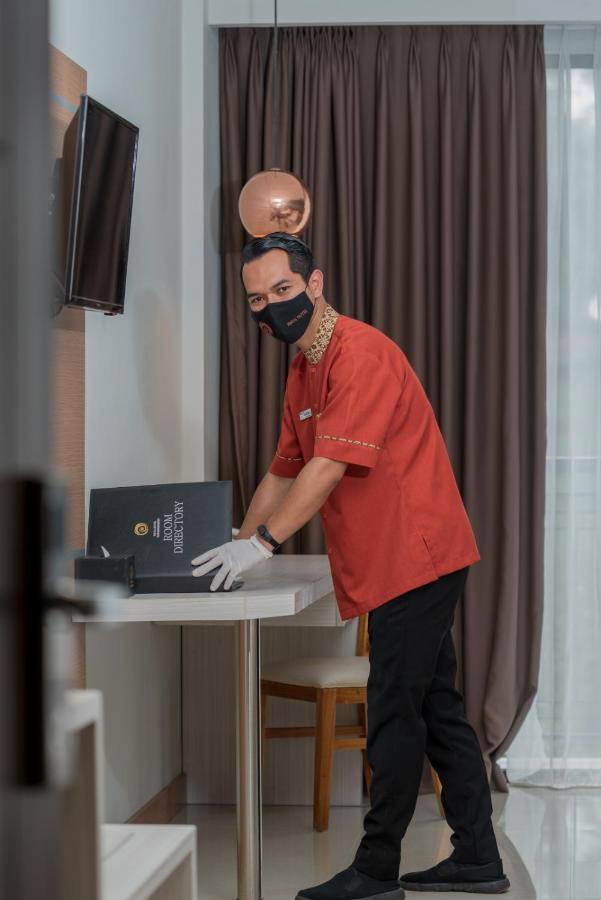 Nava Hotel Tawangmangu Kültér fotó