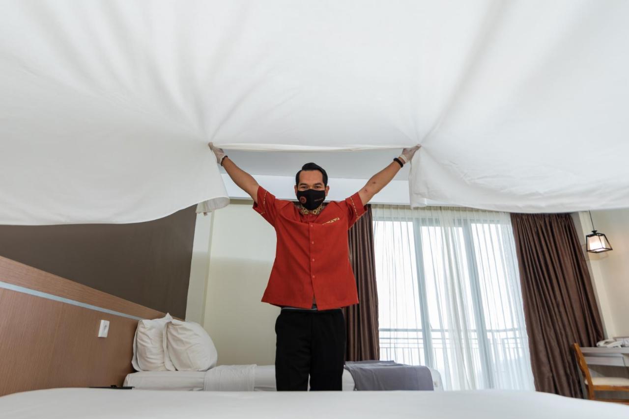 Nava Hotel Tawangmangu Kültér fotó